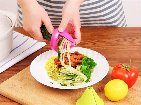 Gadget Imbuto Modello Trituratore di verdure Affettatrice a spirale Carota Ravanello Cutter Spiralizzatore di verdure Grattugia Attrezzo da cucina per pasta Noodle DA211