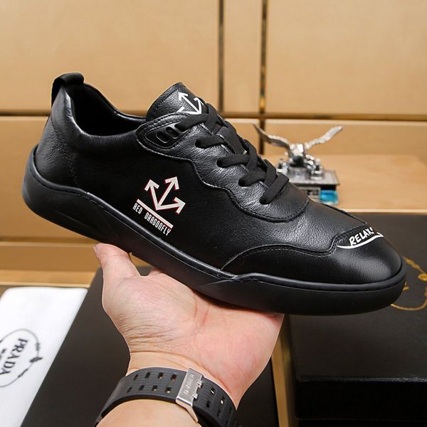 

autumn and winter black men's fashion running sports shoes casual shoes comfortable breathable leather tide shoes driving men's sh