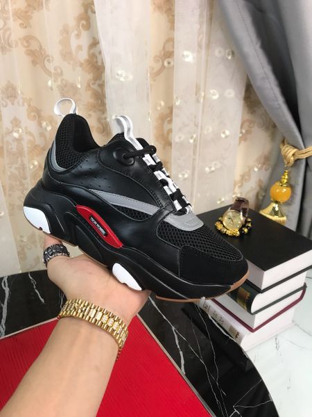 

2020 new vv2 ladies fashion sneakers outdoor sneakers couple models daily casual breathable sneakers belt box