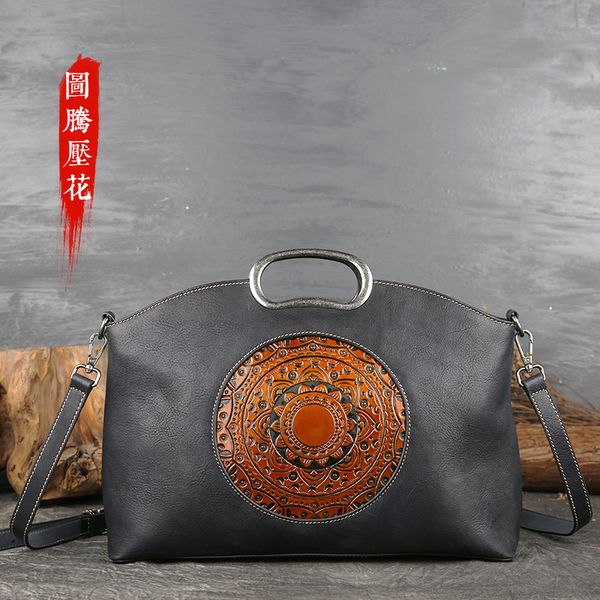 

2019 genuine leather women's cross-body bag new women's bag retro wind embossed portable shoulder