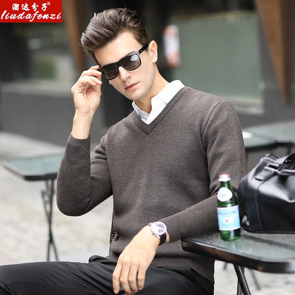 

fall and winter men's casual sweater, father's knitted pullover, v-collar middle-aged and old people's sweater jacket, White;black