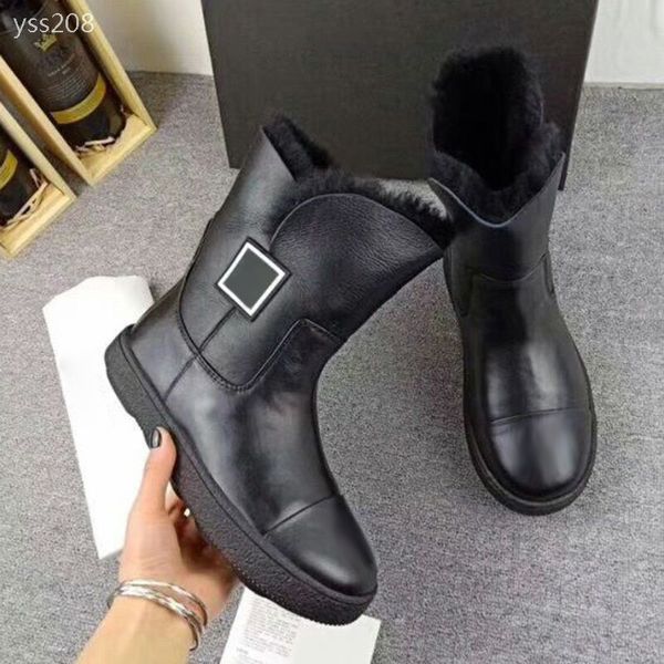 

2020 new leisure snow boots women short tube snow boots cotton shoes fur boot for winter black classic size 35-41