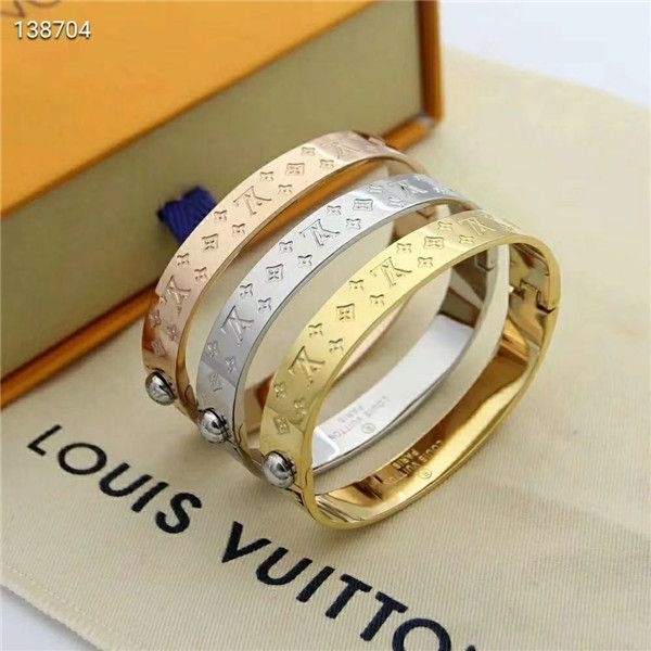 

the latest printed bracelet three-color bracelet titanium steel bracelet with box can be wholesale, Golden;silver