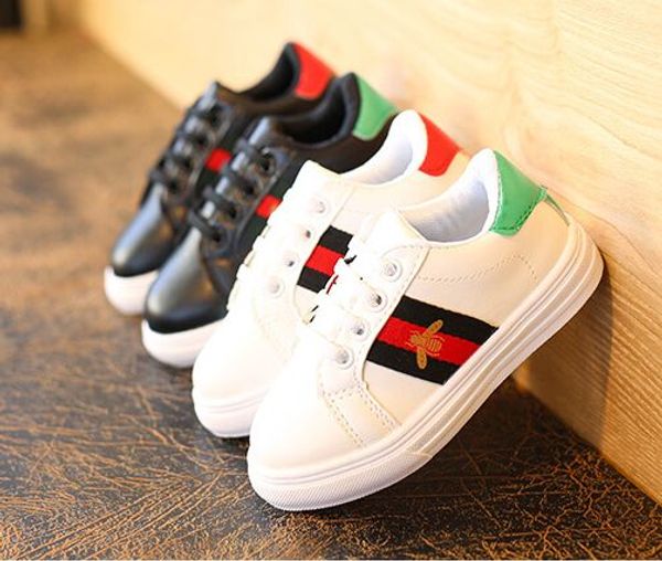 

Infant boy tripe neaker baby toddler girl bee fir t walker fa hion love heart pattern non lip outdoor hoe for kid ize 26 36