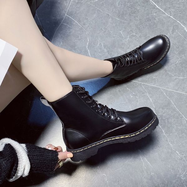 

boots female british fashion ins handsome 2019 new autumn joker korean student breathable motorcycle boots, Black