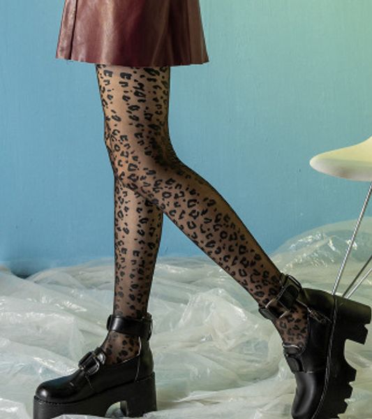 

spring 2020 new ultrathin skin leopard print silk stockings pantyhose and stockings, Red;black