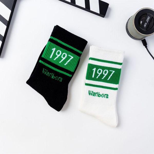 

унисекс пара осень harajuku ребро дифферент длинного crew socks цвет блок stripes 1997 количества печатного ретро хлопок student, Black;white