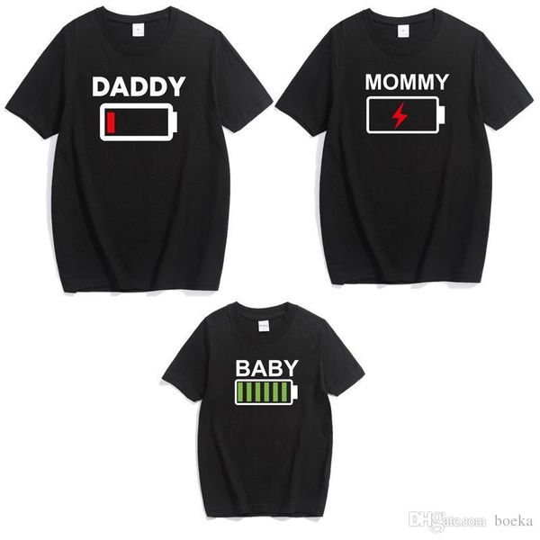 

семья matching одежда батареи лето мать дочь одежда family look футболка мать сын эпикировка хлопковые папа младенца rompers, White;black