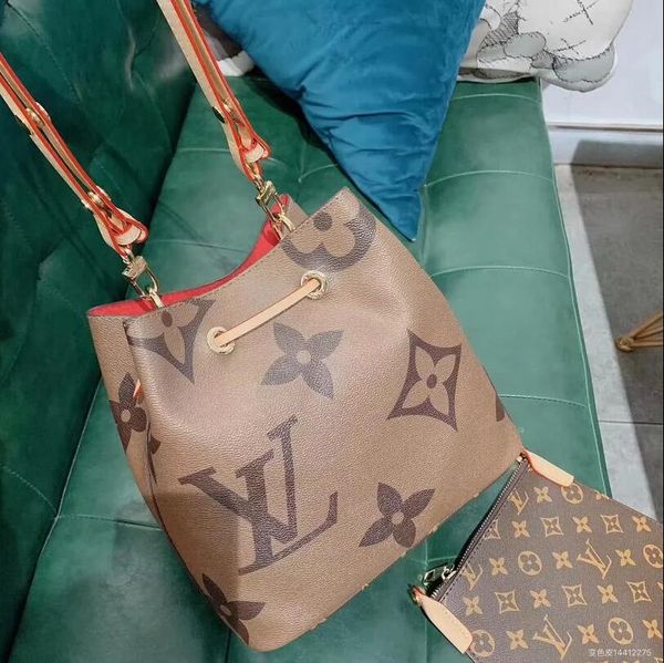 

Bolsa de Ombro gg_high_quality_shop