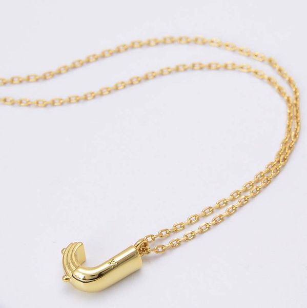 

custom thick gold plating elegant intellectual high grade wild style letter high-end fashion necklaces factory direct sales, Golden;silver
