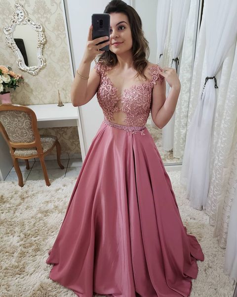 

2019 new elegant capped sleeves lace prom dresses illusion bodices a lie satin lace beaded formal party evening gowns vintage, Black