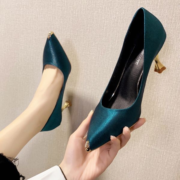 

2020 spring and autumn new ladies high heels shiny satin comfortable wild fashion mature women's shoes w27, Black
