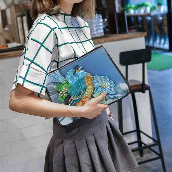 

5d diy diamond painting peafowl butterfly flower leather bags diy diamond embroidery bag wallet pouch zipper shoulder bag