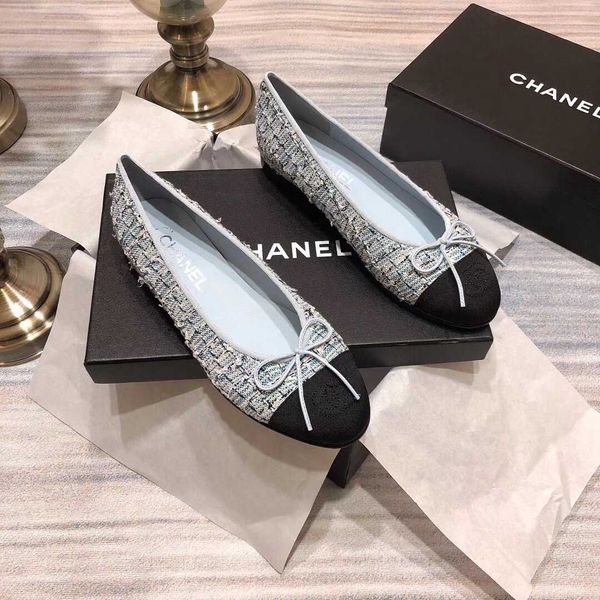 

2020 leather brand design ladies flat shoes casual loafers high heels fashion girls high heel sandals slippers, Black