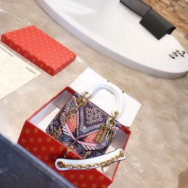 

2019 Новый список Горячий любимый элемент женщин сумка моды высокого класса Портат