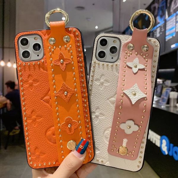 

Cases para Celulares white200