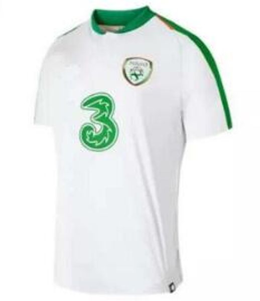 

2019 ireland occer jer ey 18 19 home clark whelan football hirt murphy long brady maguire ward duffy football uniform