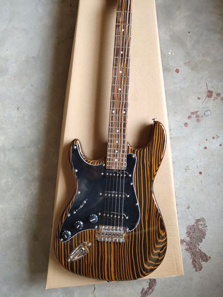 

гитары ручной работы с вертикальными полосами доступны для кастомизации