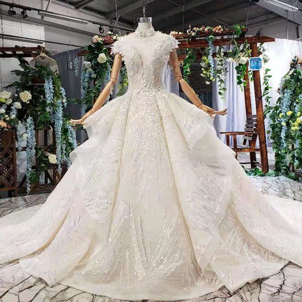 

2019 поледний кѬомнй вадебное плае иллзи вока е  коѬоким Ѭђкавом о White