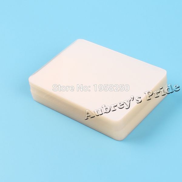 

бесплатная cp 50mic (2mil) 100шт 95x66mm пвх прозрачный глянцевый 2flaps ламинирование мешок фильм имя карты защиты для горячего ламинатора