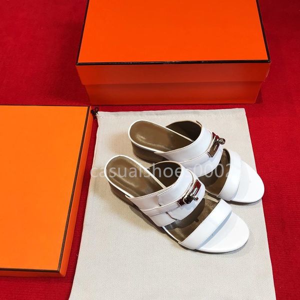 

2019 women s new limited edition high-heeled shoes luxury designer shoes platform women s party casual shoes size 35-39 z06