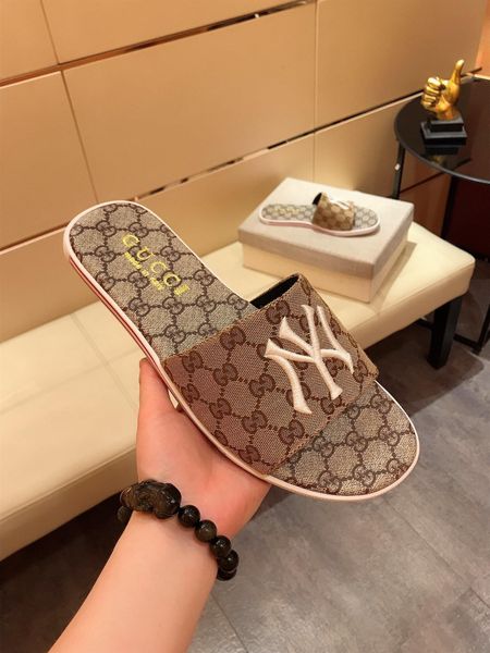 

2020 the latest classic men's leather flat shoes princeton embroidered slippers casual mule and tiger snake bee size 38-44, Black