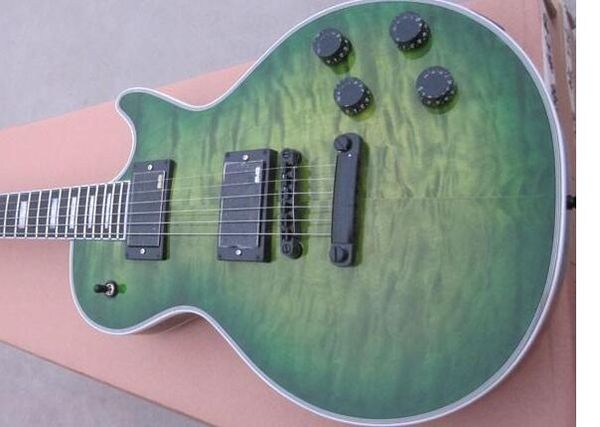 chitarra elettrica personalizzata, burst verde, top in acero figurato speciale, hardware nero