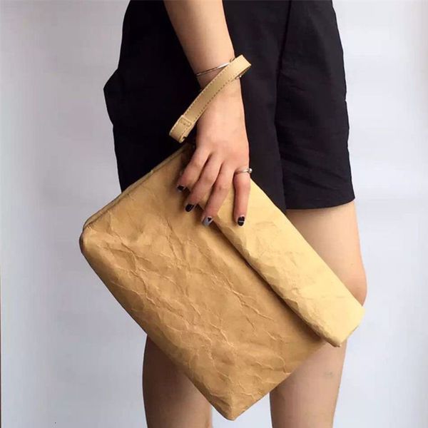 

super seabob] 2019 spring summer woman stylish new black color single strap pleated kraft paper day clutches all match lm124 cj191213