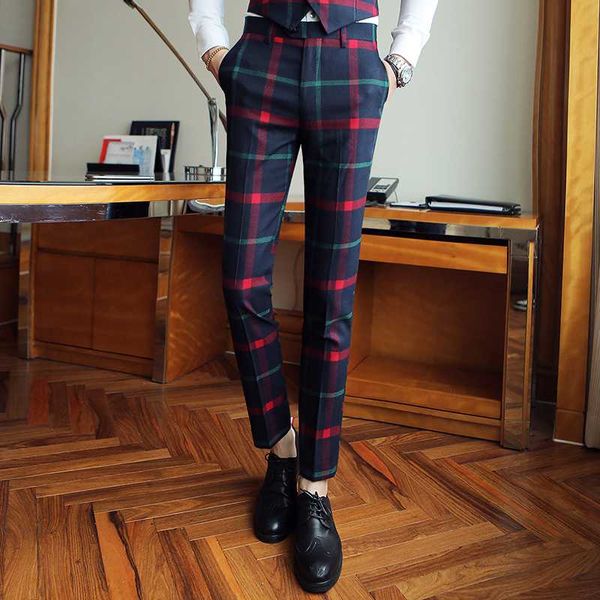 

2019 new men red plaid trousers men's dress slim plaid suit pants men's groom wedding pant male slim business office suit pants, White;black