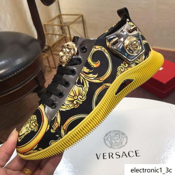 

2019qor spring and autumn men s casual sports shoes high-belt travel sneakers, with micro-standard, with the original box fast deliveryh