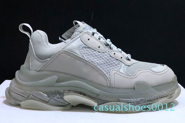 

2020 fashion sole bottom paris 17fw triple s mens designer sneakers vintage dad platform women luxury casual shoes sports trainers c12, Black