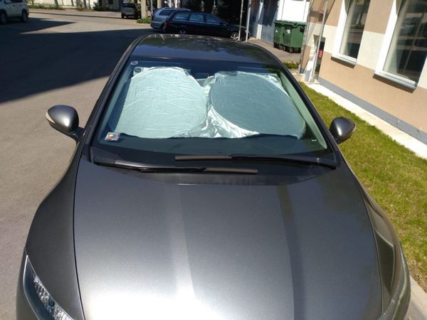 

car sun shade visor shield windshield sunshade uv ray reflector front window cover keeps vehicle cool