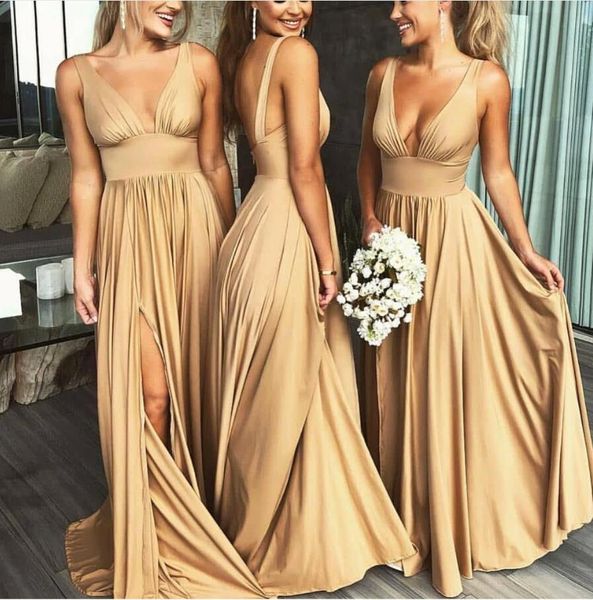 Sexy lange goldene Brautjungfernkleider mit tiefem V-Ausschnitt, Empire-Stil, seitlich geschlitzt, bodenlang, Champagner, Strand-Boho-Kleider für Hochzeitsgäste