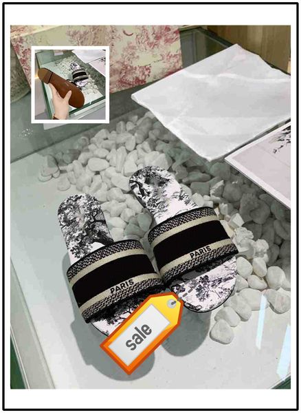 

new women slippers brand sandals flat designer shoes slide dazzle flowers embroidery sandal floral striped beach flip flops, Black