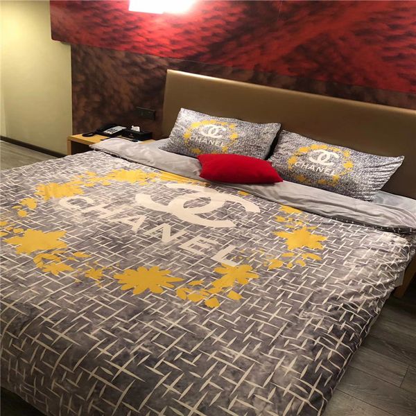 New Classic Style Fashion Trend Bedding Sets High Quality Bedding