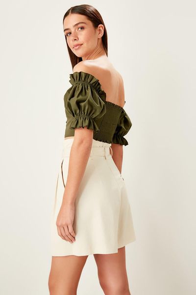 

trendyol haki button detail crop blouse twoss19eh0184, White