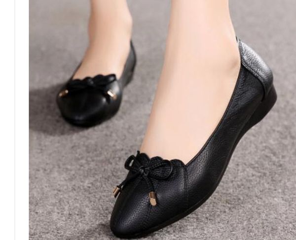 

2019 women's shoes in spring and autumn with new style flat bottom round head soft bottom comfort bowknot mother shoes @682, Black