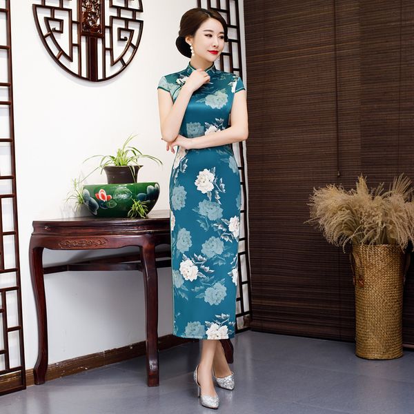 

long cheongsam 2019 summer traditional chinese style dress womens rayon qipao slim party dresses button vestido s-5xl, Red
