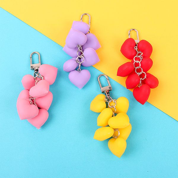 

2019 Hot Fluffy Fur pompom Keychain Soft Lovely Heart Shape Pompon faux Rabbit Fur Ball Car Handbag Key Ring Gift