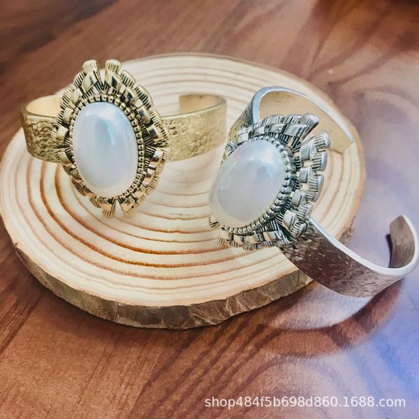 

factory direct european and american womens charm jewelry retro bead copper bracelet open bracelet accessories jewelry wholesale, Golden;silver