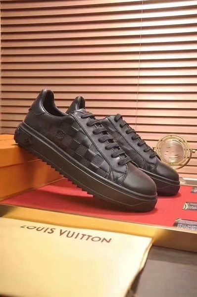 

high-end luxury fashiondesigner men's driving casual shoes outdoor sports hiking shoes triple platform vintage men's brand size 38, Black