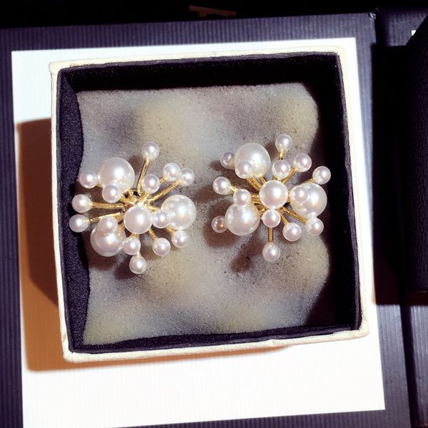 

wholesale-new ins fashion style designer luxury pearl flower stud earrings for woman girls s925 silver pin, Golden;silver