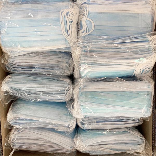 

500 pcs nonwoven 3 layer melt-blown nonwovens disposable mask in stock 500pcs disposable face masks 5-layer n95 masks kn95 mask
