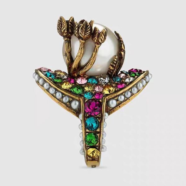 

selling personality ladies fashion flower pearl color diamond ring popular retro style charm goddess prom premium cold ring, Golden;silver