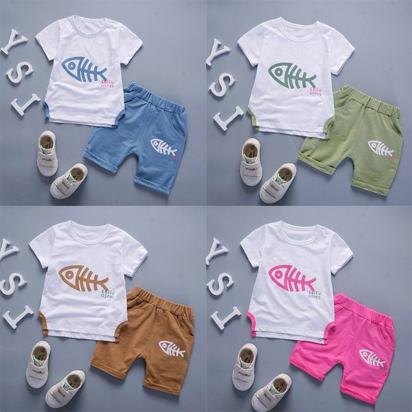 

2019 trend style summer cotton round collar cartoon fish bone pattern with short sleeve and shorts two pieces for boys and girls, White