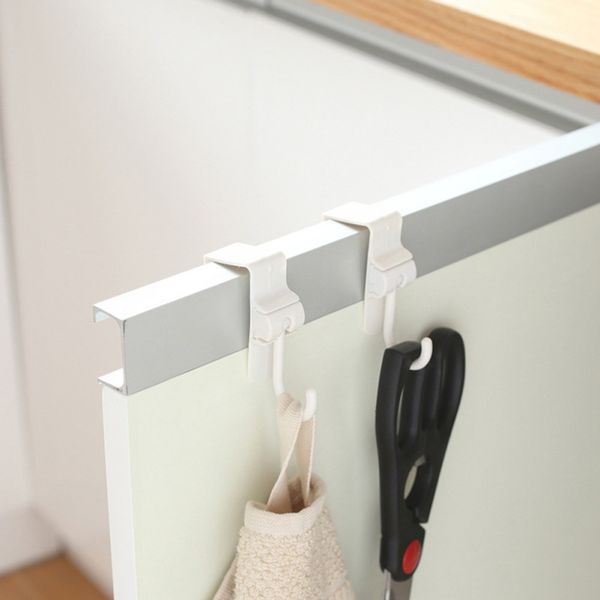 

2pcs swivel hook kitchen sink cabinet door hook door-back garbage bag plastic bathroom kitchen organizer hanger