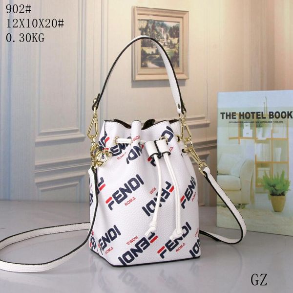 

2019 Design Handbag Ladies Brand Totes Clutch Bag High Quality Classic Shoulder Bags Fashion Leather Hand Bags C00013