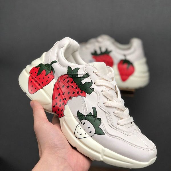 

2019 rhyton leather trainer sneakers mens designer shoes with strawberry wave mouth tiger print luxury vintage casual women des chaussures, Black