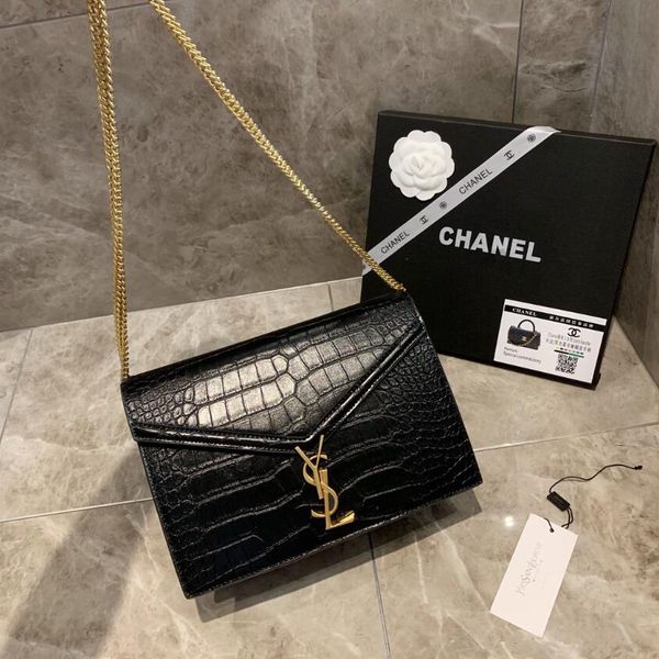 

stylish ladys unique style chain matching envelope bag diagonal span single shoulder bag size :28cm