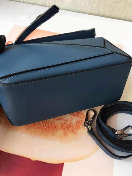 

designer-luxury handbag purses loeve women shoulder crossbody designer bags fashion totes purse designer bag fashion totes purse bag